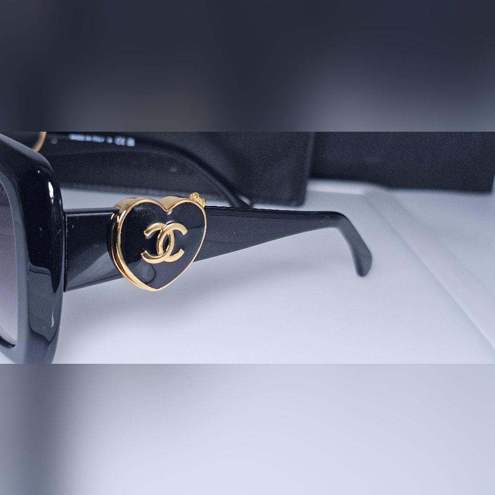 Chanel CH5518A c622 Black and Gold Women's Sunglasses - Picture 4 of 11